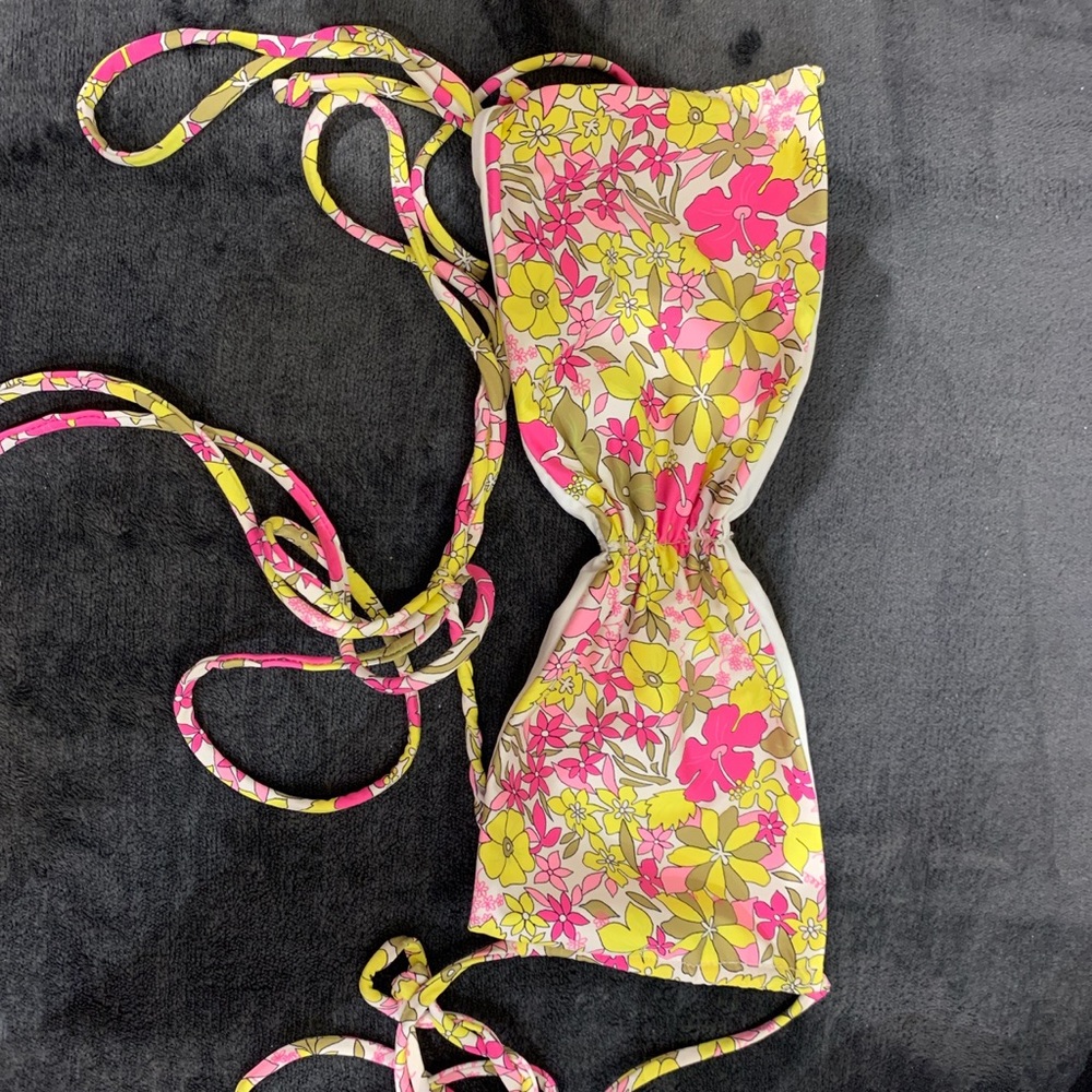 Frankies Bikini top